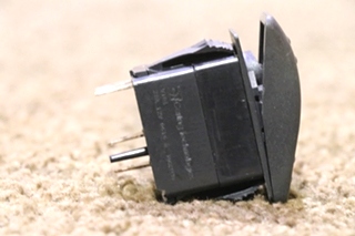 USED V1D1 HORN DASH SWITCH