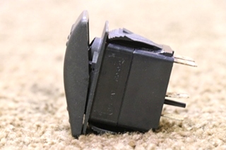 USED MAP LIGHT DASH SWITCH 