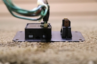 USED MIRROR CONTROL SWITCH PANEL