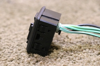 USED 4698864 MIRROR CONTROL SWITCH