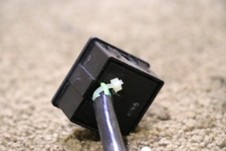 USED MIRROR CONTROL 4698864 SWITCH