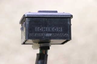 USED MIRROR CONTROL SWITCH 4698864