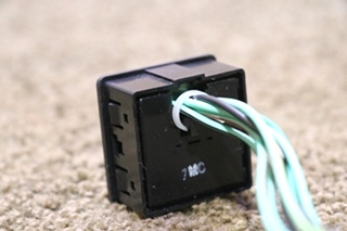 USED 4698864 MIRROR CONTROL SWITCH