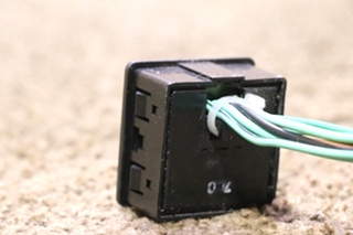 USED MIRROR CONTROL 4698864 SWITCH 