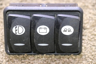 USED FOG / BATT / DRIVING LIGHTS TRIPLE SWITCH DASH PANEL