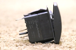 USED AIR DUMP DASH SWITCH V2D1