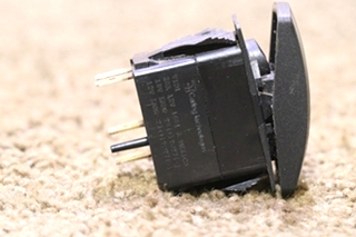 USED V1D1 ENTRY STEP DASH SWITCH