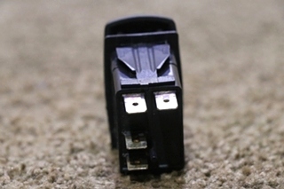 USED CEILING LIGHT V2D1 DASH SWITCH