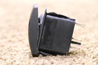 USED PORCH LIGHT DASH SWITCH V1D1
