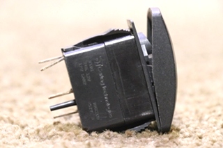 USED PORCH LIGHT DASH SWITCH V1D1