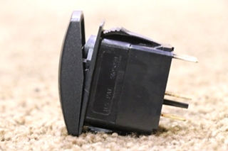 USED FOG LIGHT DASH SWITCH V1D1