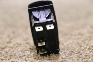 USED FOG LIGHT DASH SWITCH V1D1