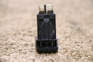 USED SIDE DOCK DASH SWITCH V1D1