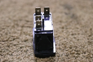 USED SIDE DOCK DASH SWITCH V1D1