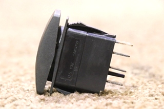 USED V8D1 UP / DOWN PASS SHADE DASH SWITCH