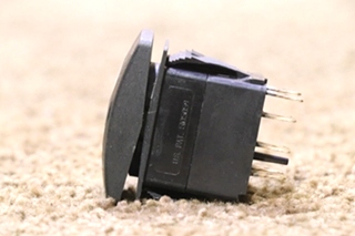 USED V8D1 GEN ON / OFF DASH SWITCH