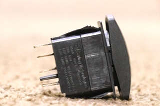 USED V8D1 GEN ON / OFF DASH SWITCH