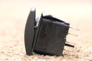 USED RADIO DASH SWITCH