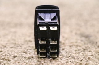 USED BAY LIGHTS VAD2 SWITCH