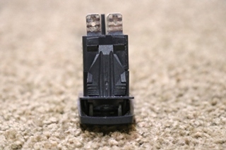 USED TAG AXLE DASH SWITCH V1D1