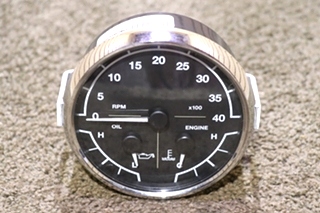 USED 3 IN 1 TACH / OIL / ENGINE DASH GAUGE 8640-40003-19