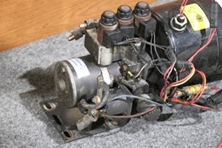 USED S103T-4921 POWER GEAR HYDRAULIC PUMP