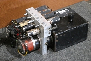 USED AP32827 HWH HYDRAULIC PUMP