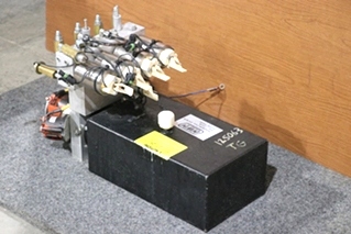 USED HWH AP29578 HYDRAULIC PUMP