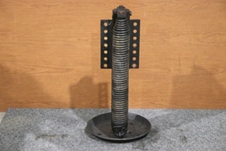 USED POWER GEAR LEVELING JACK 359394