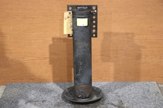 USED POWER GEAR 500620 LEVELING JACK