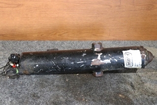 USED HWH AP19633 LEVELING JACK CYLINDER