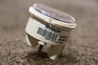 USED VOLT W22-00007-000 DASH GAUGE