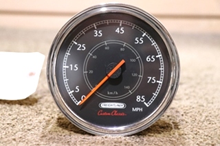 USED FREIGHTLINER SPEEDOMETER DASH GAUGE W22-00025-018