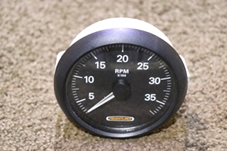 USED FREIGHTLINER TACHOMETER DASH GAUGE 6913-00057-01