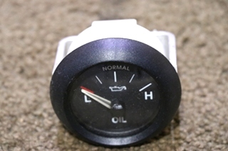 USED FREIGHTLINER W22-00005-000 OIL PRESS DASH GAUGE