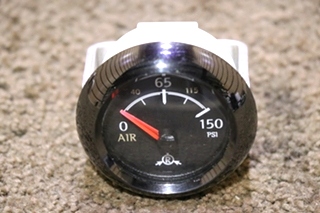 USED MEDALLION REAR AIR DASH GAUGE 1662902