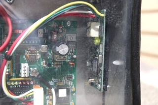 USED HWH AP28215 LEVELING CONTROL BOX