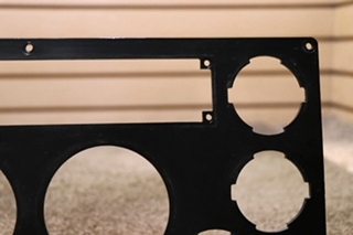 USED FREIGHTLINER DASH CLUSTER BEZEL