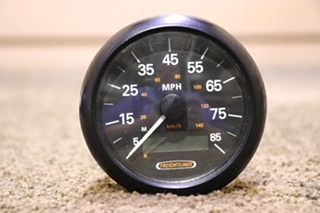 USED FREIGHTLINER SPEEDOMETER DASH GAUGE W22-00004-000