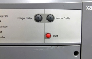 USED XANTREX SINE WAVE INVERTER/CHARGER MODEL: RS3000