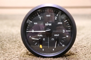 USED FREIGHTLINER W22-00012-001 3 IN 1 TACH / FUEL / VOLT DASH GAUGE