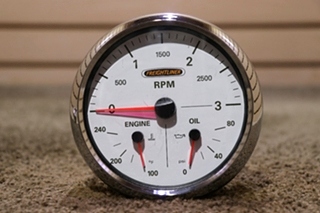 USED W22-00015-000 FREIGHTLINER 3 IN 1 TACH / ENGINE / OIL DASH GAUGE