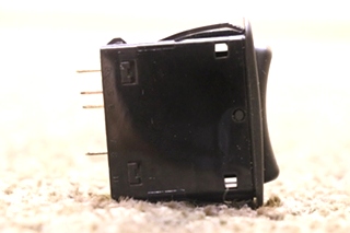 USED L16D1AN01 PASS FAN DASH SWITCH RV/MOTORHOME PARTS FOR SALE