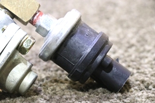 USED MOTORHOME BENDIX 284726 PARKING BRAKE DASH SWITCH FOR SALE