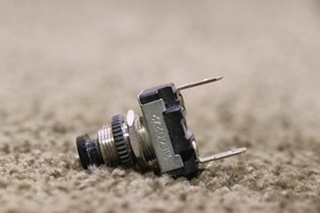 USED RV/MOTORHOME PUSH BUTTON DASH SWITCH FOR SALE