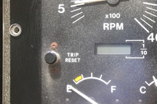 USED RV 22-46818-002 FREIGHTLINER DASH CLUSTER FOR SALE