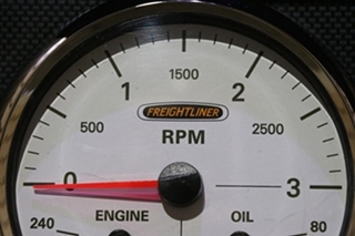 USED RV/MOTORHOME COMPLETE FREIGHTLINER DASH GAUGE CLUSTER FOR SALE