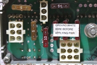 USED HWH LEVELING CONTROL BOX AP10079 RV/MOTORHOME PARTS FOR SALE
