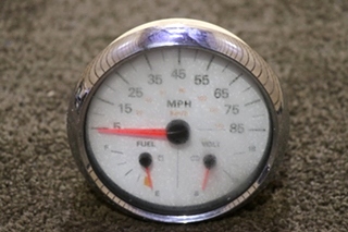 USED MOTORHOME FREIGHTLINER 6913-00070-01 3 IN 1 SPEED / FUEL / VOLT DASH GAUGE FOR SALE