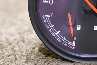 USED RV/MOTORHOME FREIGHTLINER 3 IN 1 TACH / FUEL / VOLT DASH GAUGE W22-00012-015 FOR SALE